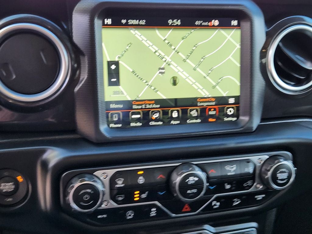 2020 Jeep Wrangler Unlimited Sahara Altitude