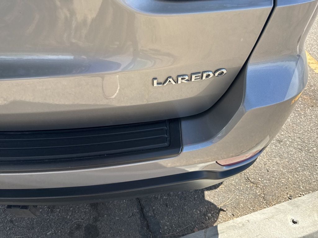 2016 Jeep Grand Cherokee Laredo