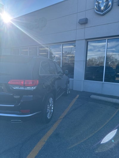 2018 Jeep Grand Cherokee Summit