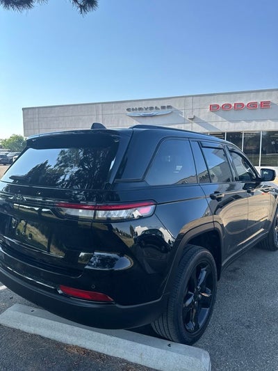 2022 Jeep Grand Cherokee Altitude 4x4