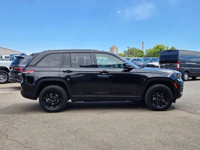 2025 Jeep Grand Cherokee Altitude