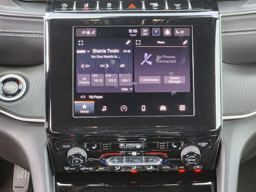 2026 Jeep Grand Cherokee GRAND CHEROKEE LAREDO X 4X4