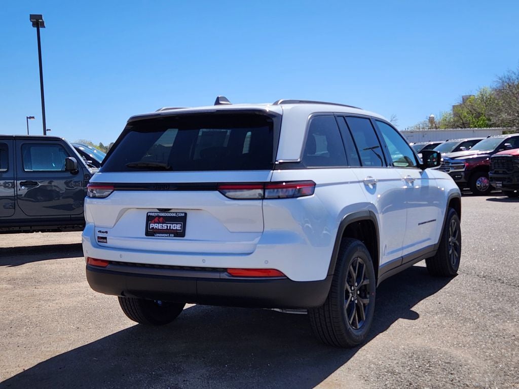 2026 Jeep Grand Cherokee GRAND CHEROKEE LAREDO ALTITUDE 4X4