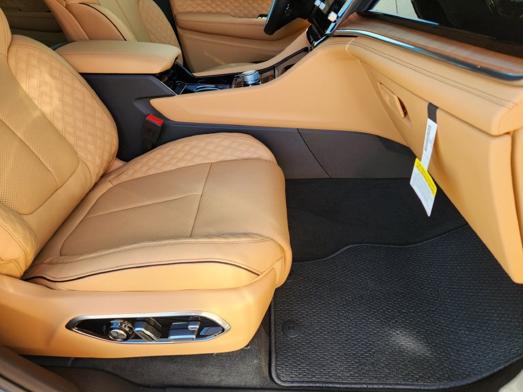 2027 Jeep Grand Cherokee Summit