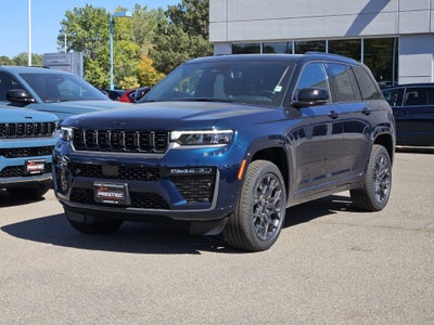 2027 Jeep Grand Cherokee Summit