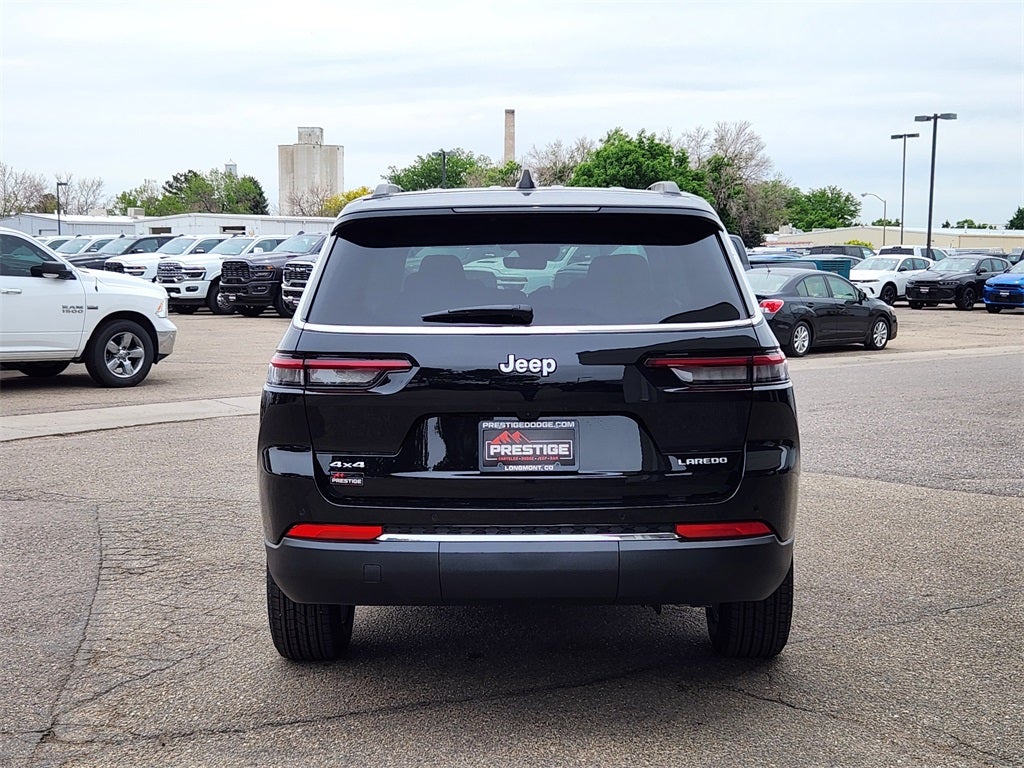 2025 Jeep Grand Cherokee GRAND CHEROKEE L LAREDO X 4X4