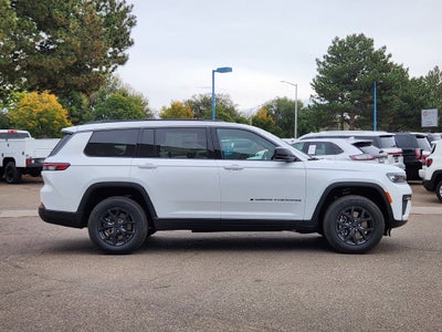 2027 Jeep Grand Cherokee L Laredo