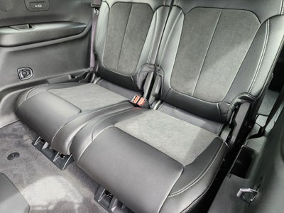 2027 Jeep Grand Cherokee L Laredo