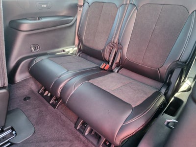2027 Jeep Grand Cherokee L Laredo