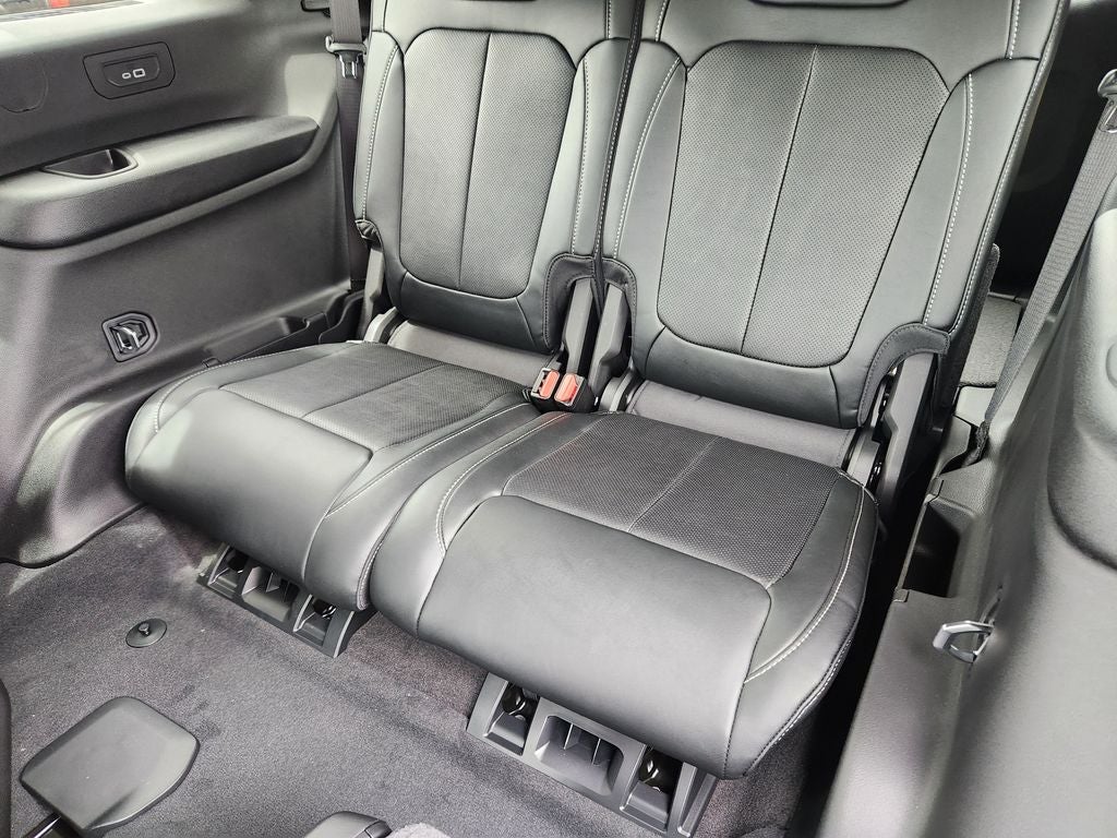 2026 Jeep Grand Cherokee GRAND CHEROKEE L LIMITED RESERVE 4X4