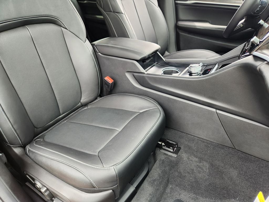 2026 Jeep Grand Cherokee GRAND CHEROKEE L LIMITED RESERVE 4X4
