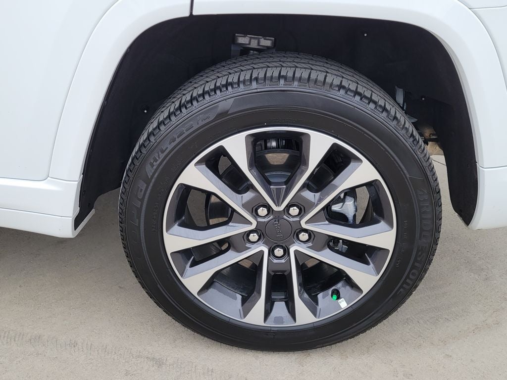 2025 Jeep Grand Cherokee Overland 4xe - Photo 15