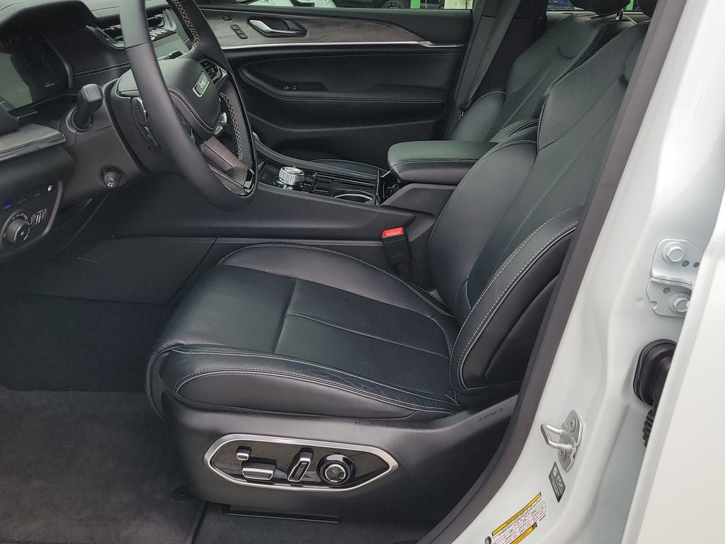 2025 Jeep Grand Cherokee Overland 4xe - Photo 6