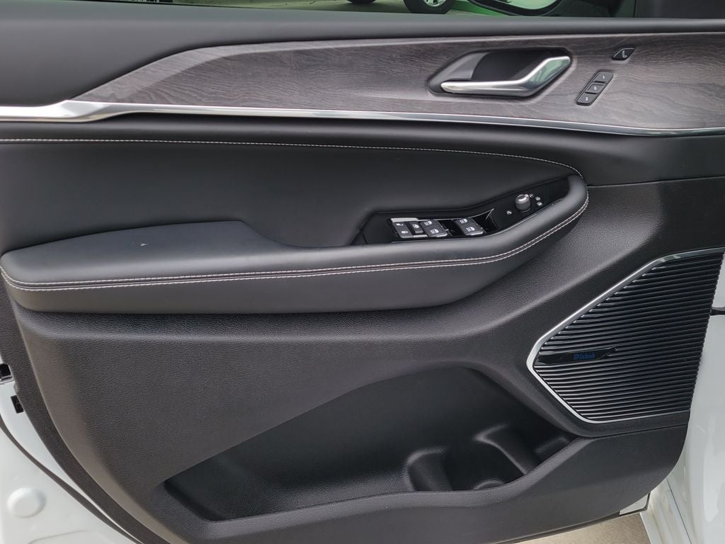 2025 Jeep Grand Cherokee Overland 4xe - Photo 7
