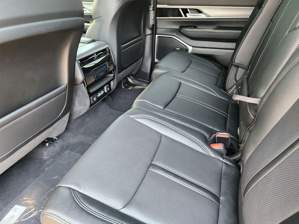 2026 Jeep Grand Wagoneer Limited Altitude