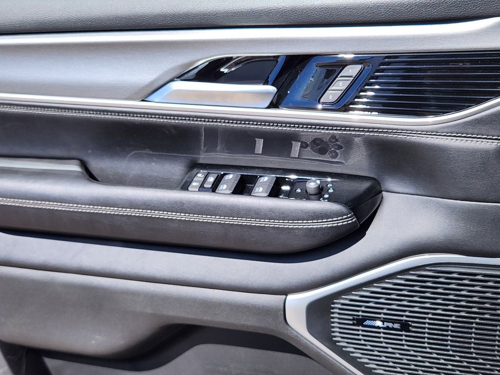 2026 Jeep Grand Wagoneer Upland