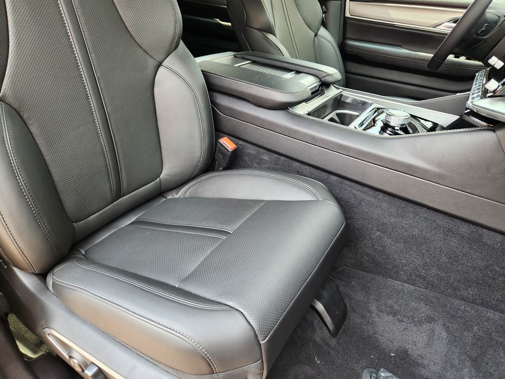 2026 Jeep Grand Wagoneer 4x4