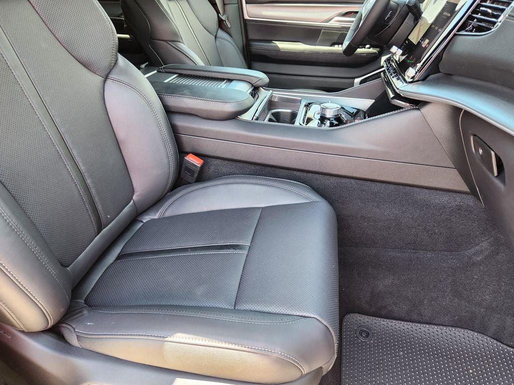 2026 Jeep Grand Wagoneer GRAND WAGONEER LIMITED ALTITUDE 4X4