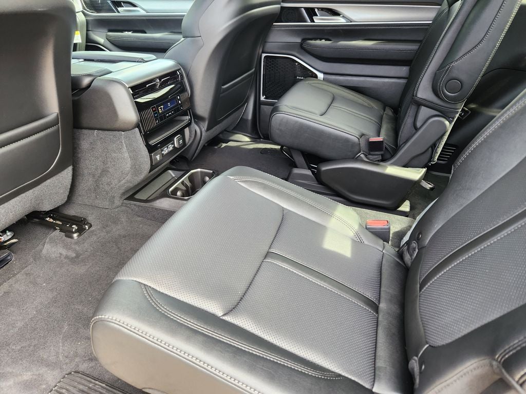2026 Jeep Grand Wagoneer GRAND WAGONEER LIMITED RESERVE 4X4