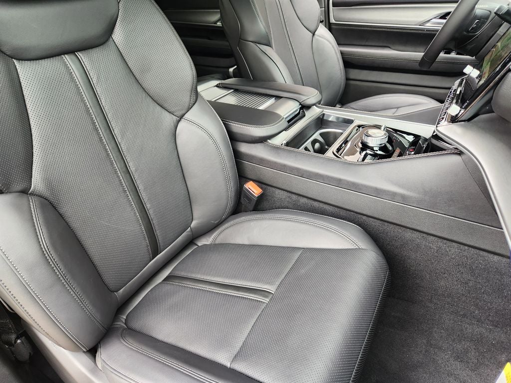 2026 Jeep Grand Wagoneer GRAND WAGONEER LIMITED ALTITUDE 4X4