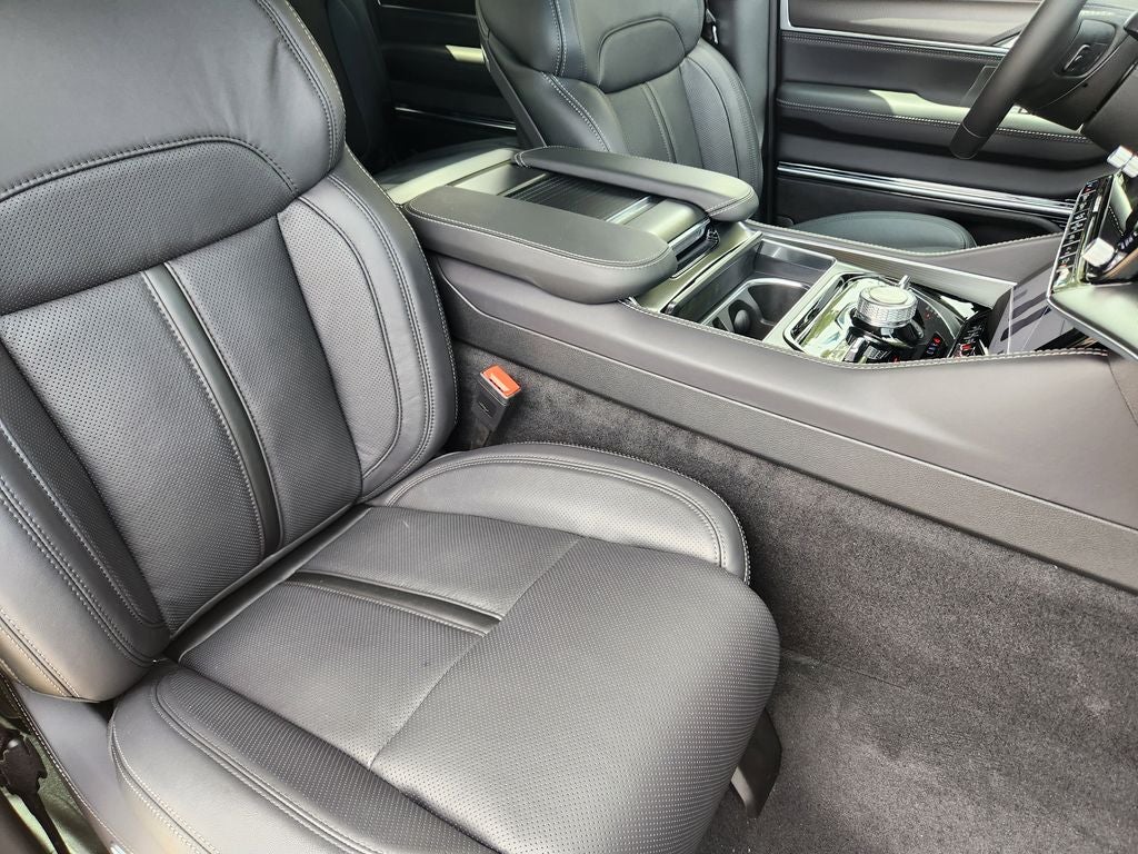 2026 Jeep Grand Wagoneer GRAND WAGONEER SUMMIT OBSIDIAN 4X4