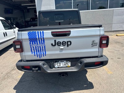 2024 Jeep Gladiator Willys