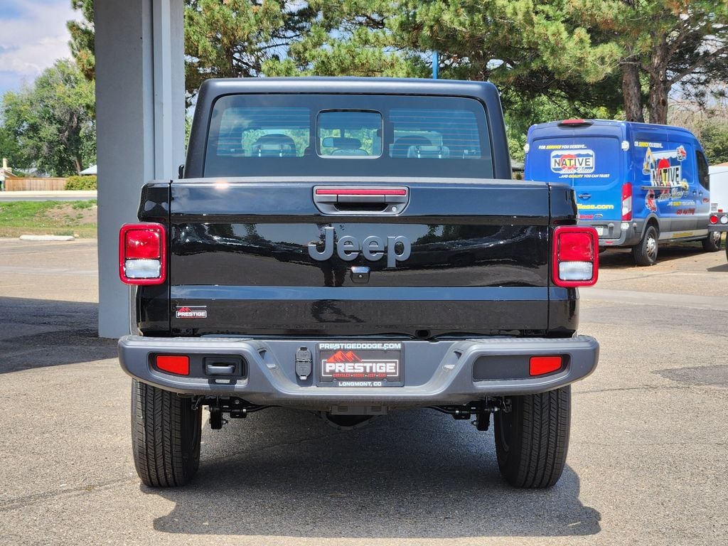 2026 Jeep Gladiator Sport