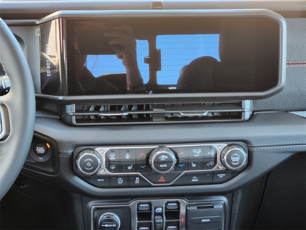 2025 Jeep Gladiator GLADIATOR RUBICON 4X4