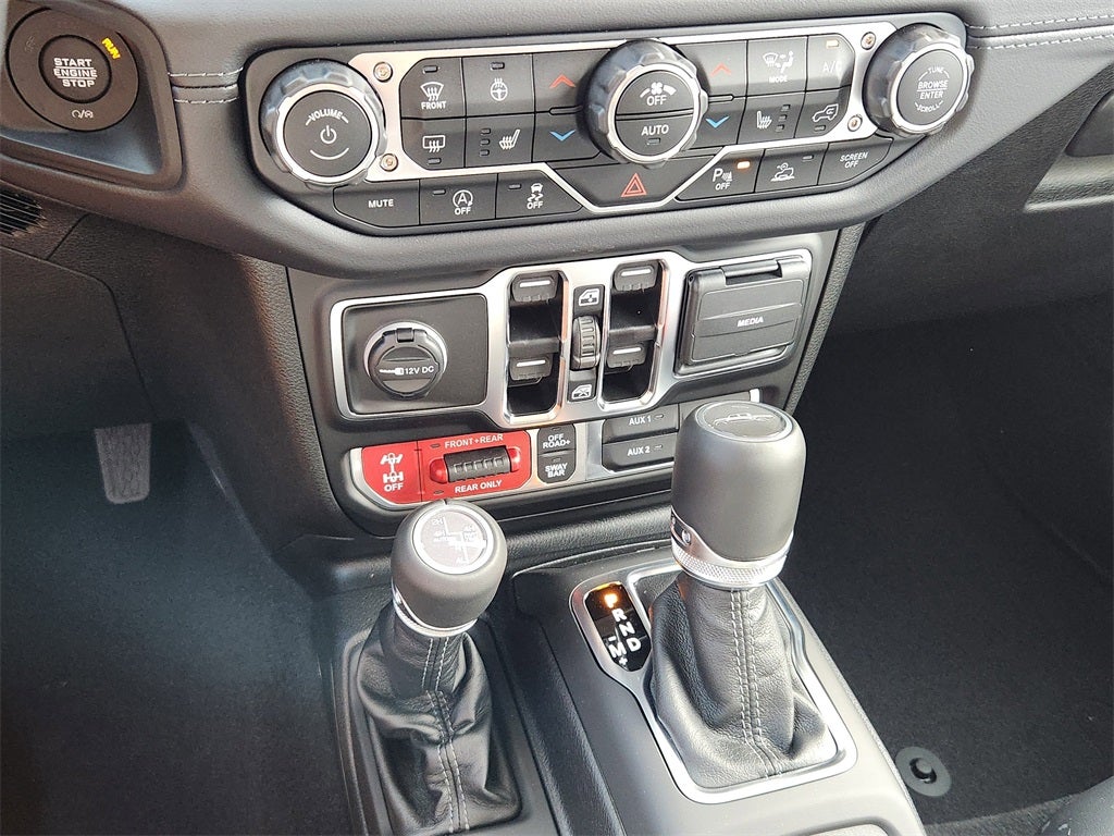 2025 Jeep Gladiator GLADIATOR RUBICON X 4X4