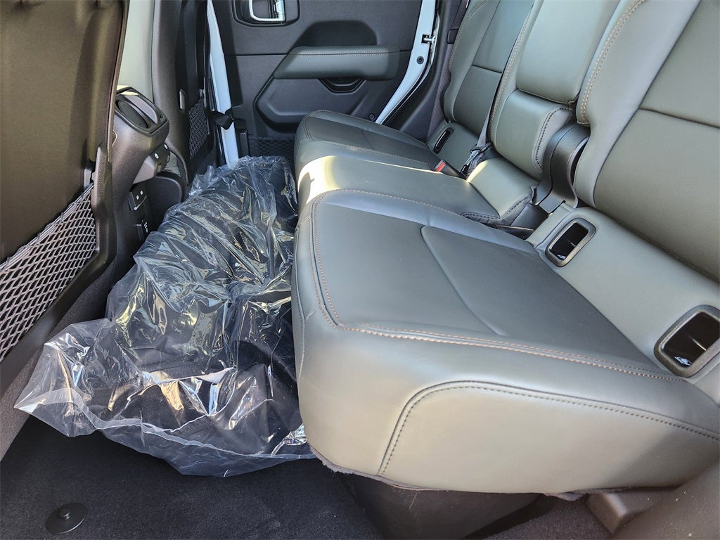 2026 Jeep Gladiator GLADIATOR MOJAVE X 4X4