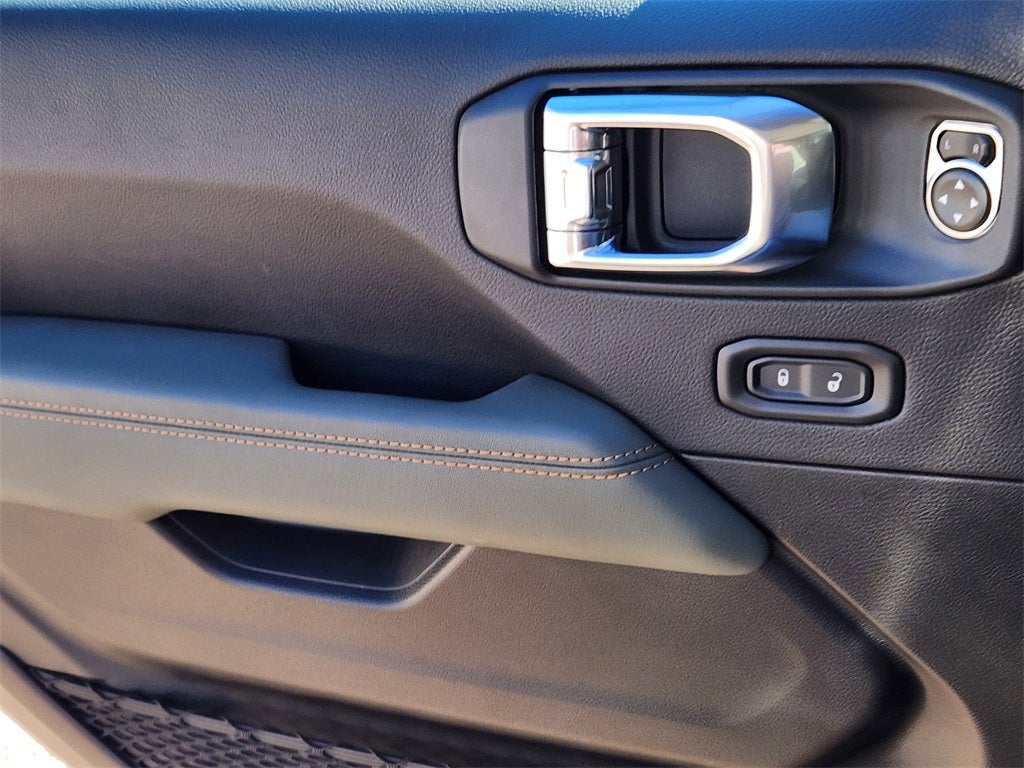 2025 Jeep Gladiator GLADIATOR MOJAVE 4X4