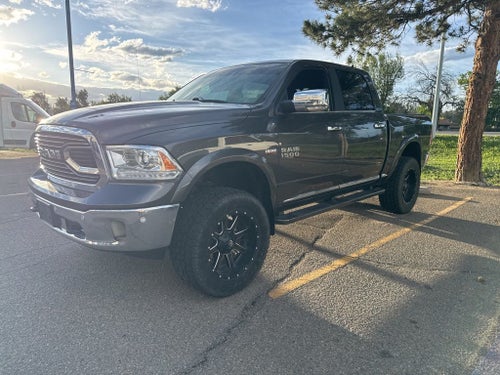 2017 RAM 1500 Limited Crew Cab 4x4 5'7' Box