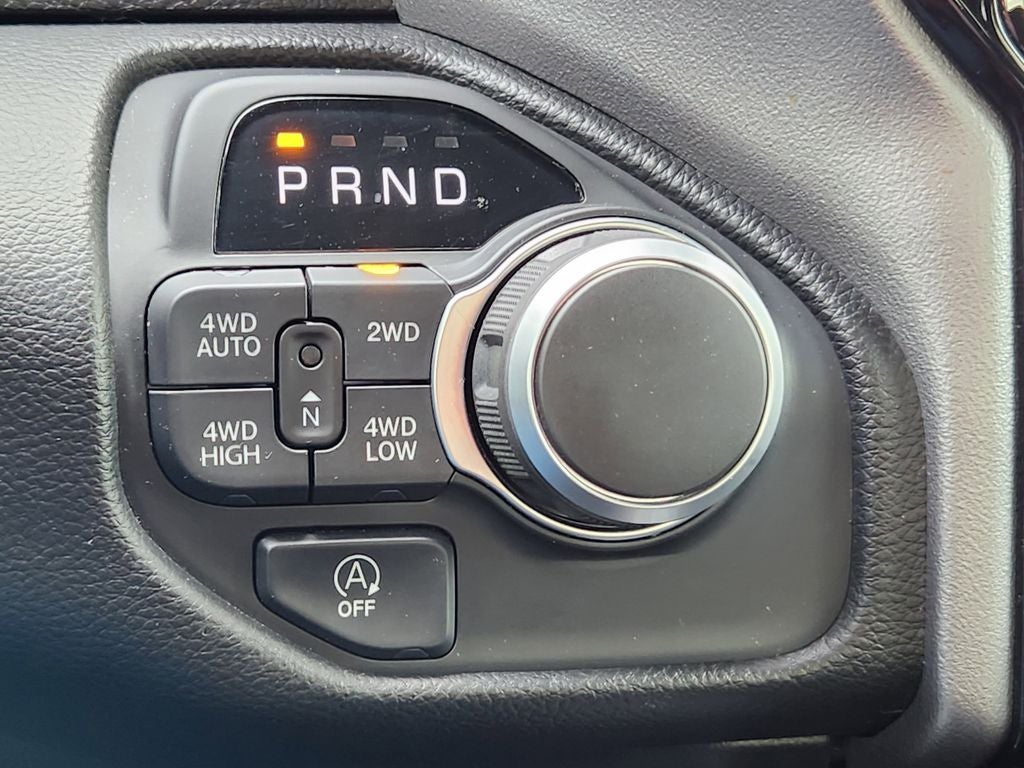 2025 RAM 1500 Big Horn Crew Cab 4x4 5'7' Box