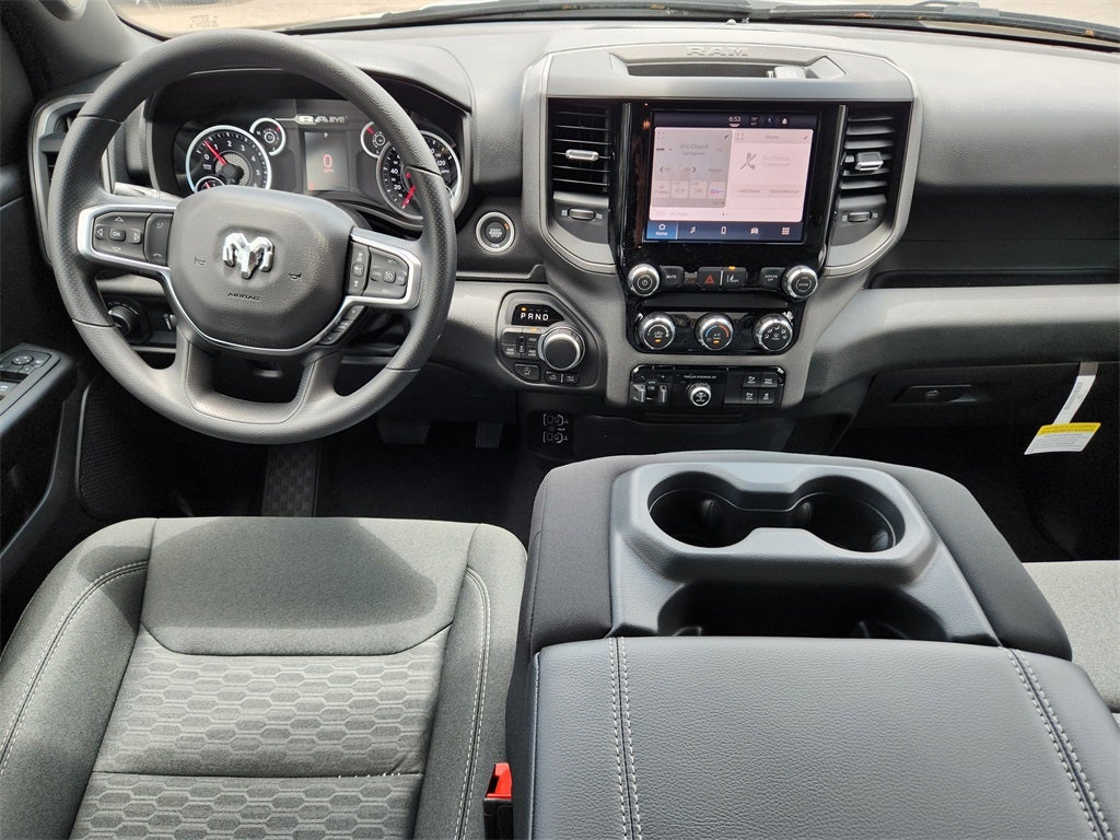 2025 RAM 1500 RAM 1500 TRADESMAN CREW CAB 4X4 5'7' BOX