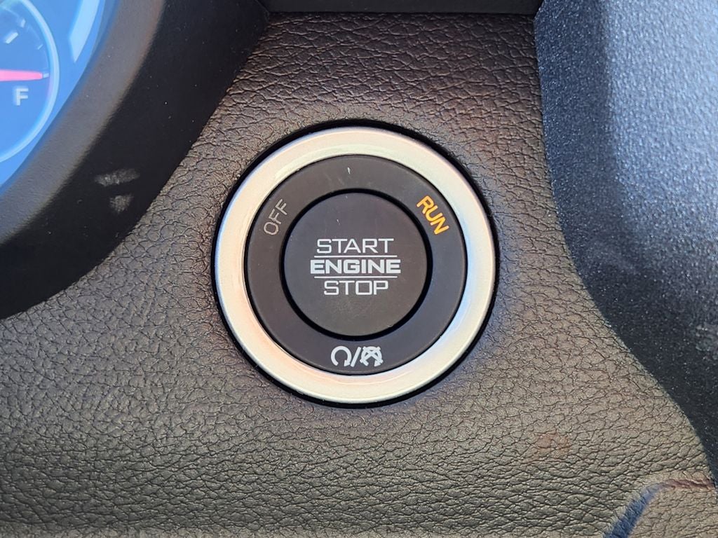 2025 RAM 1500 Tradesman Crew Cab 4x4 5'7' Box