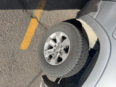 2019 RAM 1500 Laramie Crew Cab 4x4 5'7' Box