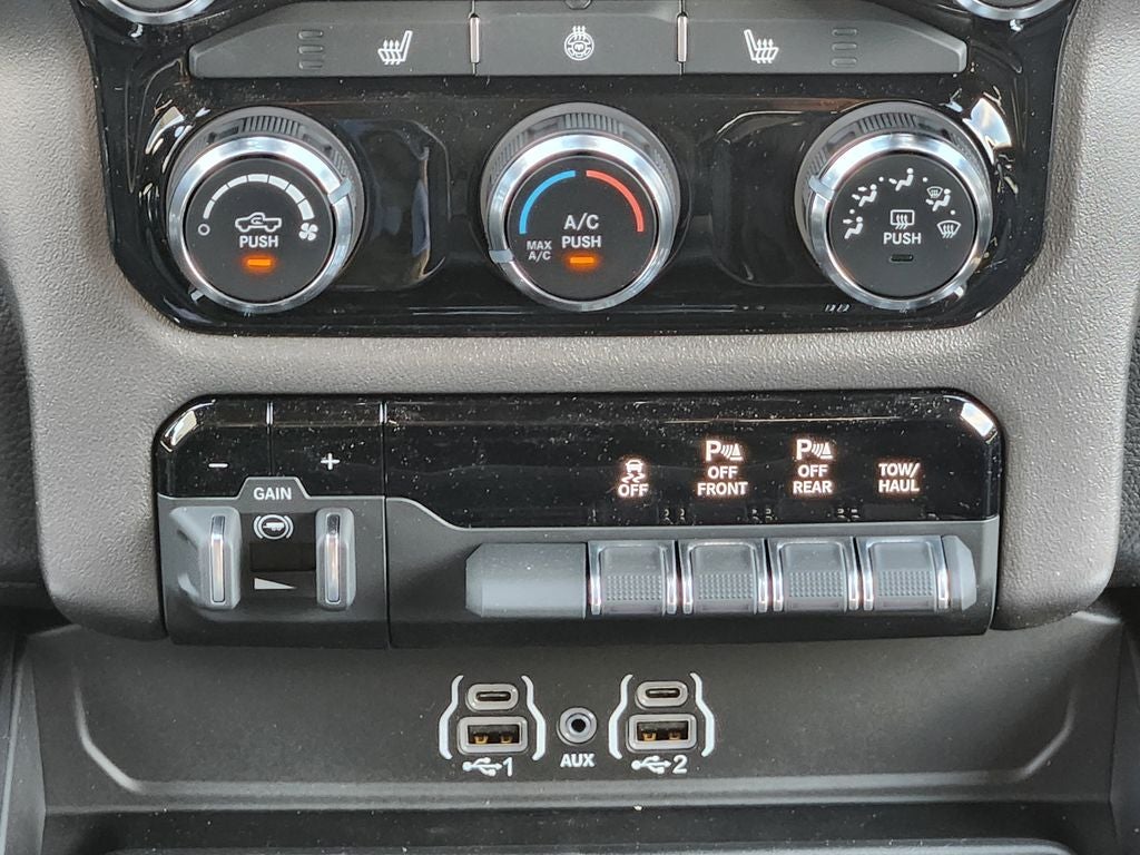 2026 RAM 1500 RAM 1500 BIG HORN CREW CAB 4X4 6'4' BOX