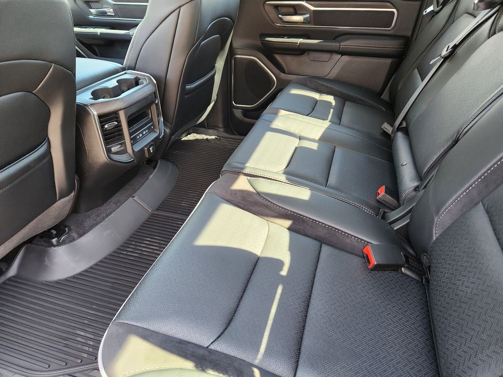 2026 RAM 1500 RAM 1500 LARAMIE CREW CAB 4X4 6'4' BOX