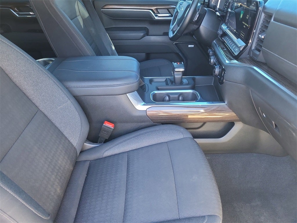 2023 Chevrolet Silverado 1500 4WD Crew Cab Short Bed RST