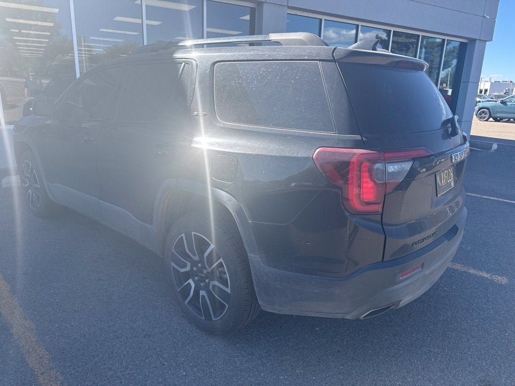2021 GMC Acadia SLT