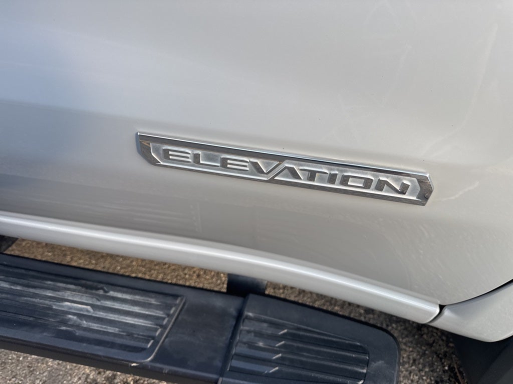 2024 GMC Sierra 1500 4WD Crew Cab Short Box Elevation with 3SB