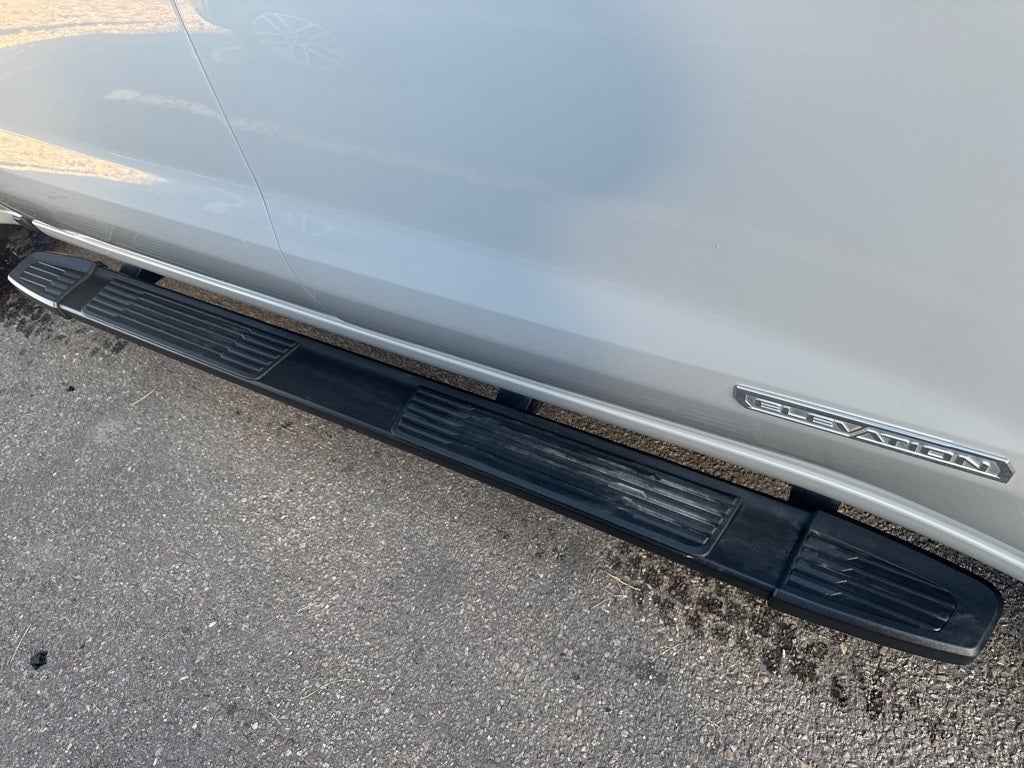 2024 GMC Sierra 1500 4WD Crew Cab Short Box Elevation with 3SB