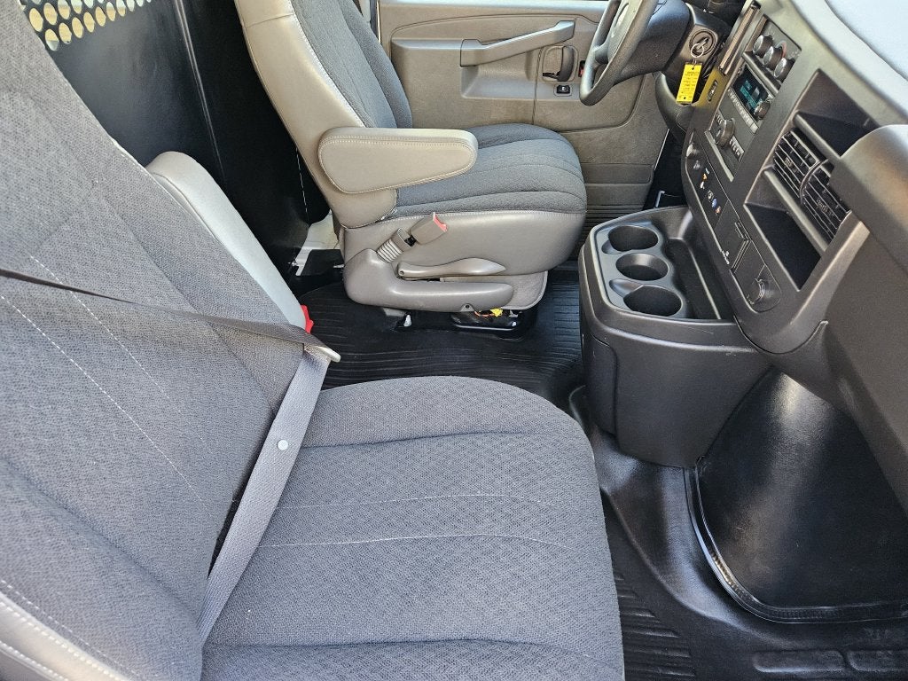 2024 GMC Savana 2500 Work Van