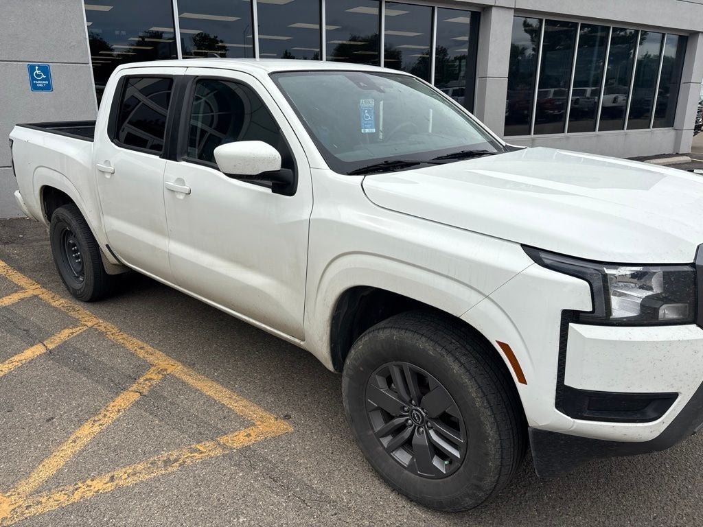 2025 Nissan Frontier SV