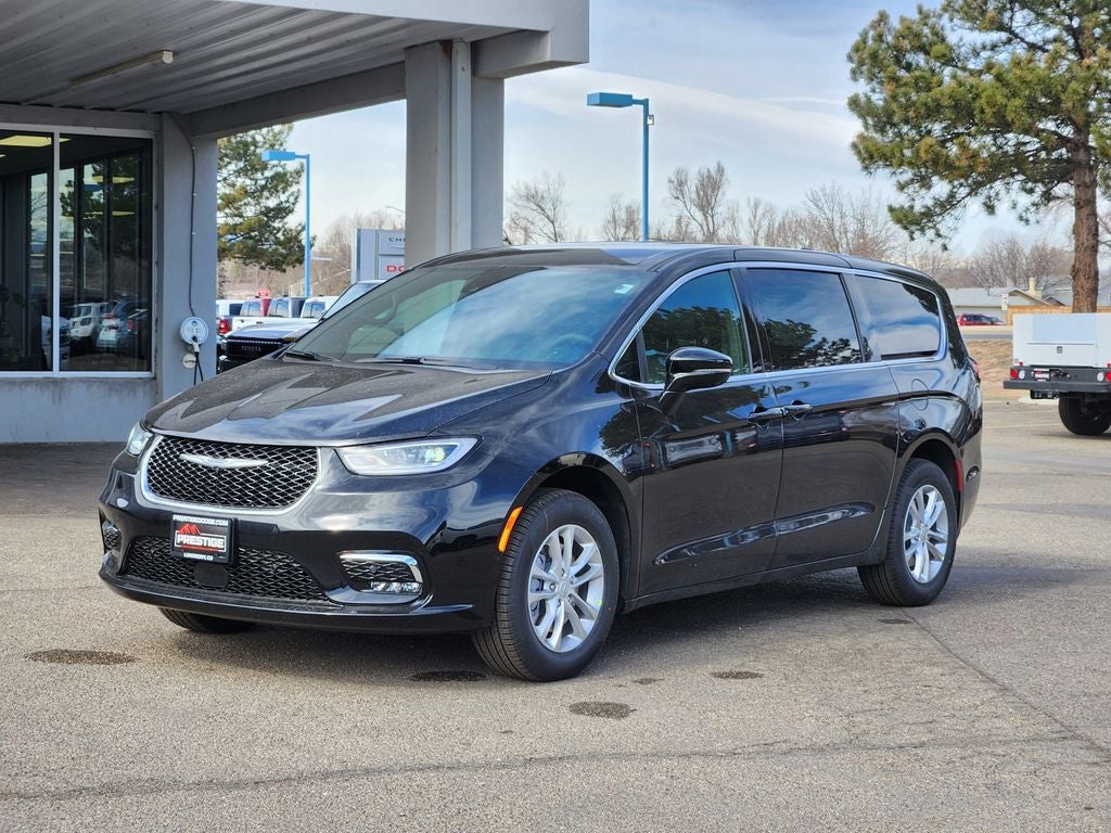 2026 Chrysler Pacifica PACIFICA SELECT AWD