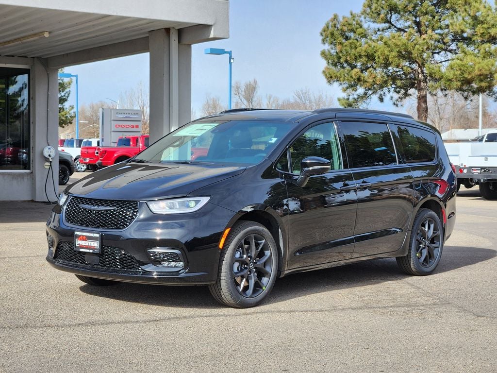 2026 Chrysler Pacifica PACIFICA LIMITED AWD