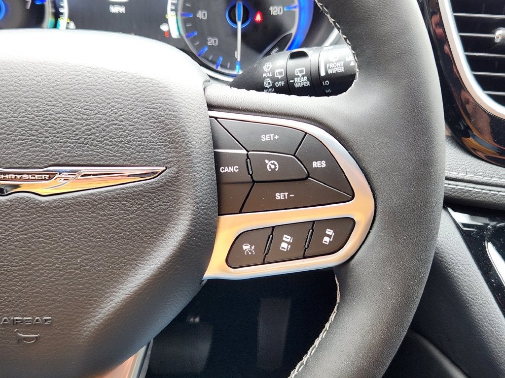 2026 Chrysler Pacifica Limited