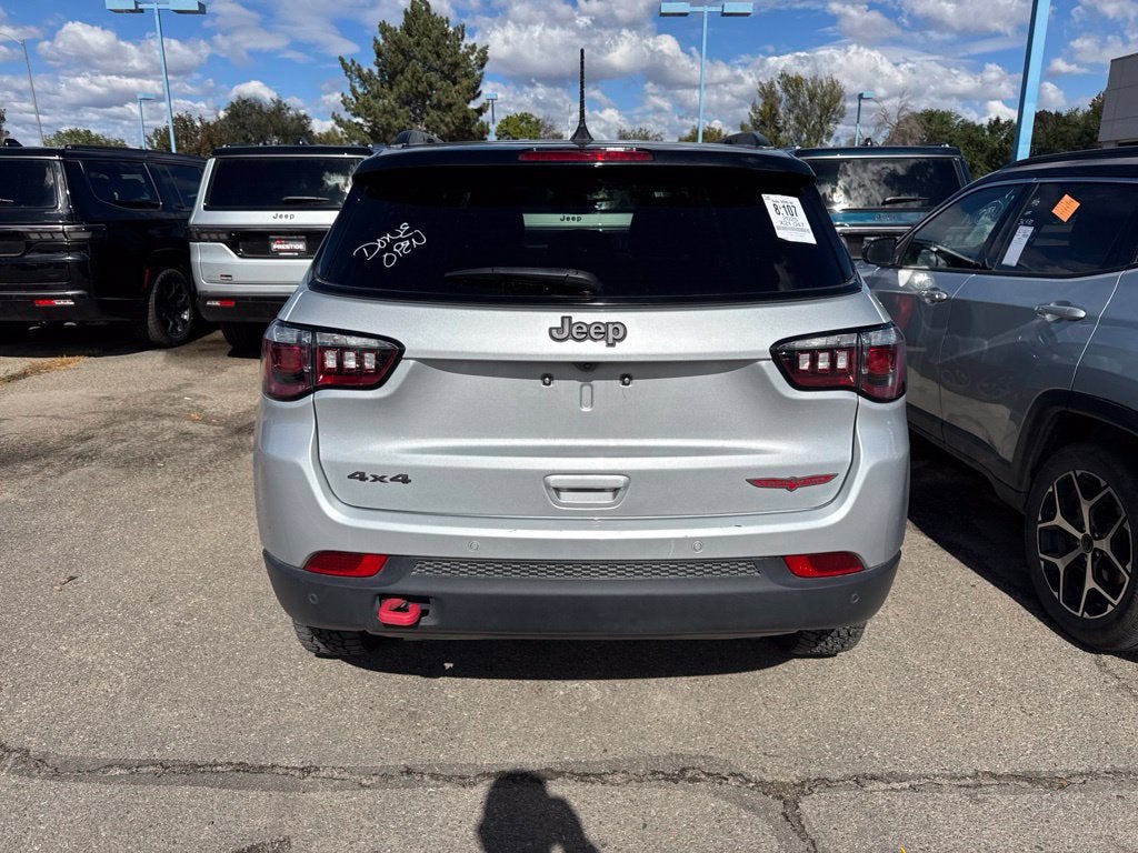 2025 Jeep Compass Trailhawk