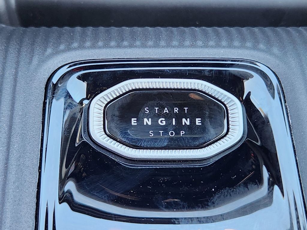 2026 Jeep Cherokee CHEROKEE OVERLAND 4X4