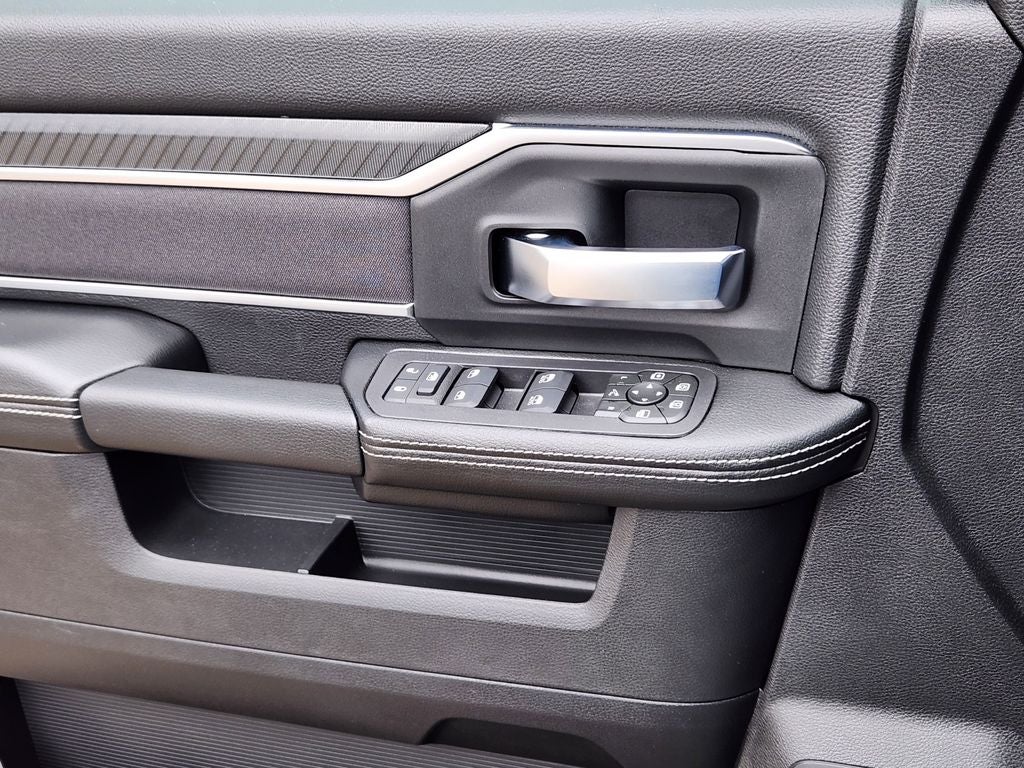 2026 RAM 3500 RAM 3500 BIG HORN CREW CAB 4X4 8' BOX